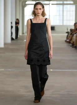 Daisy Embroidery Short Dress