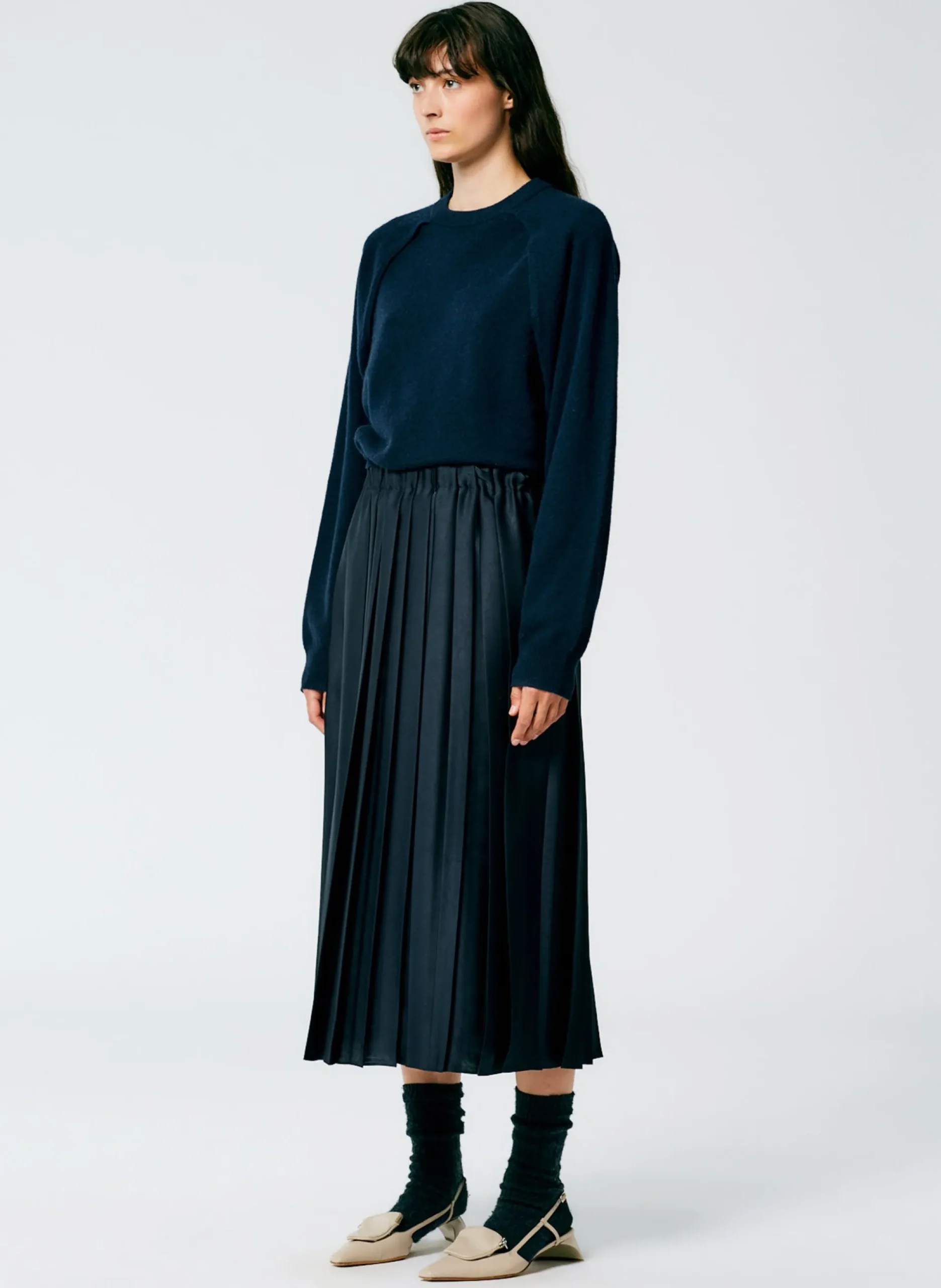 Feather Weight Pleated Pull On Skirt