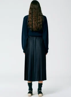 Feather Weight Pleated Pull On Skirt