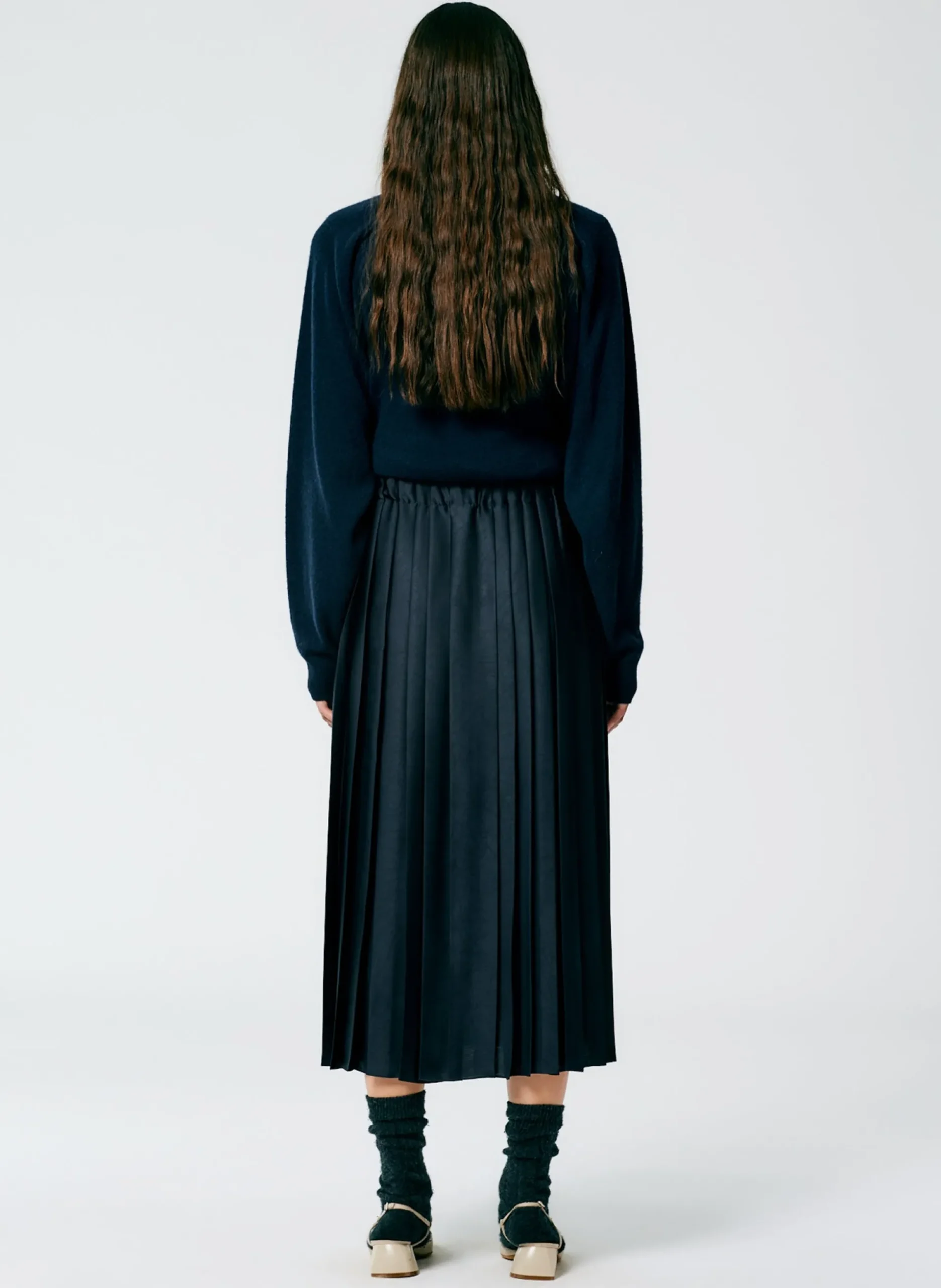 Feather Weight Pleated Pull On Skirt