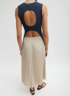 Italian Sporty Nylon Sunray Pleated Pull On Skirt