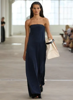 4-Ply Silk Strapless Sculpted Dress