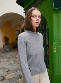 Stretch Cashmere Crewneck Pullover